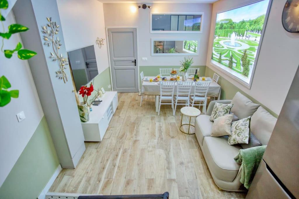 Le Nid Parisien Triplex Cosy Et Chaleureux Apartment Exterior photo